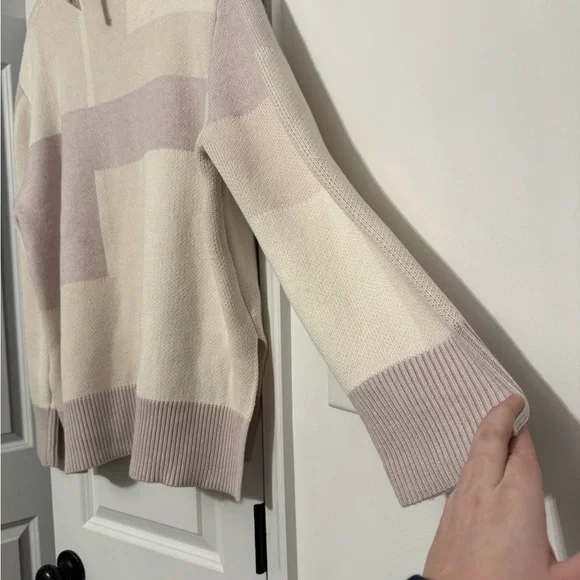 NWT Anthropologie Marimekko Opaakki Attika
Knitted Wool Pullover Sweater - Picture 4 of 8